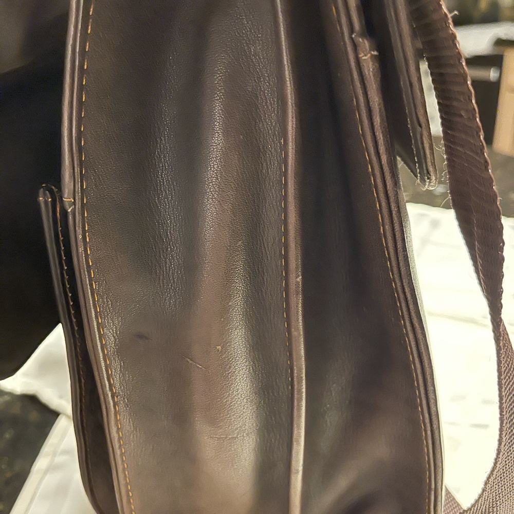 Kenneth Cole computer bag - Picture 4 of 7